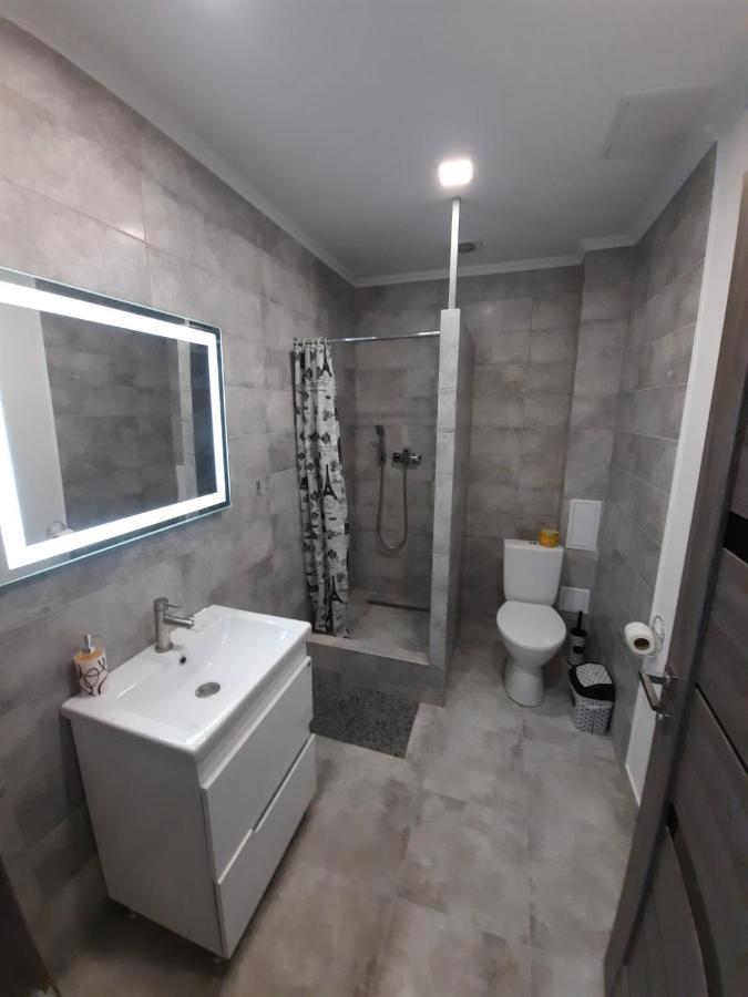איוונו-פרנקיבסק New Luxury Studio Apartment מראה חיצוני תמונה